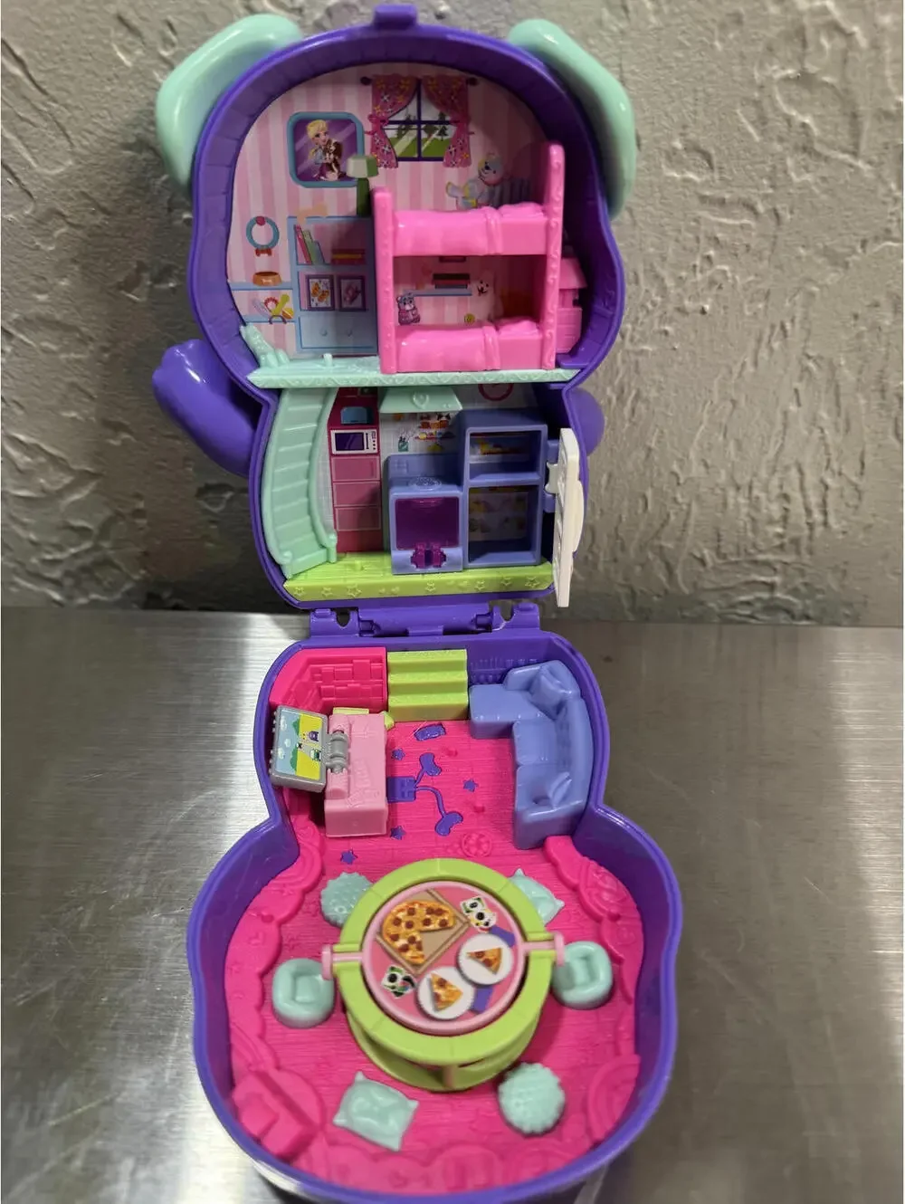 Polly Pocket Purple Puppy House Compact Playset